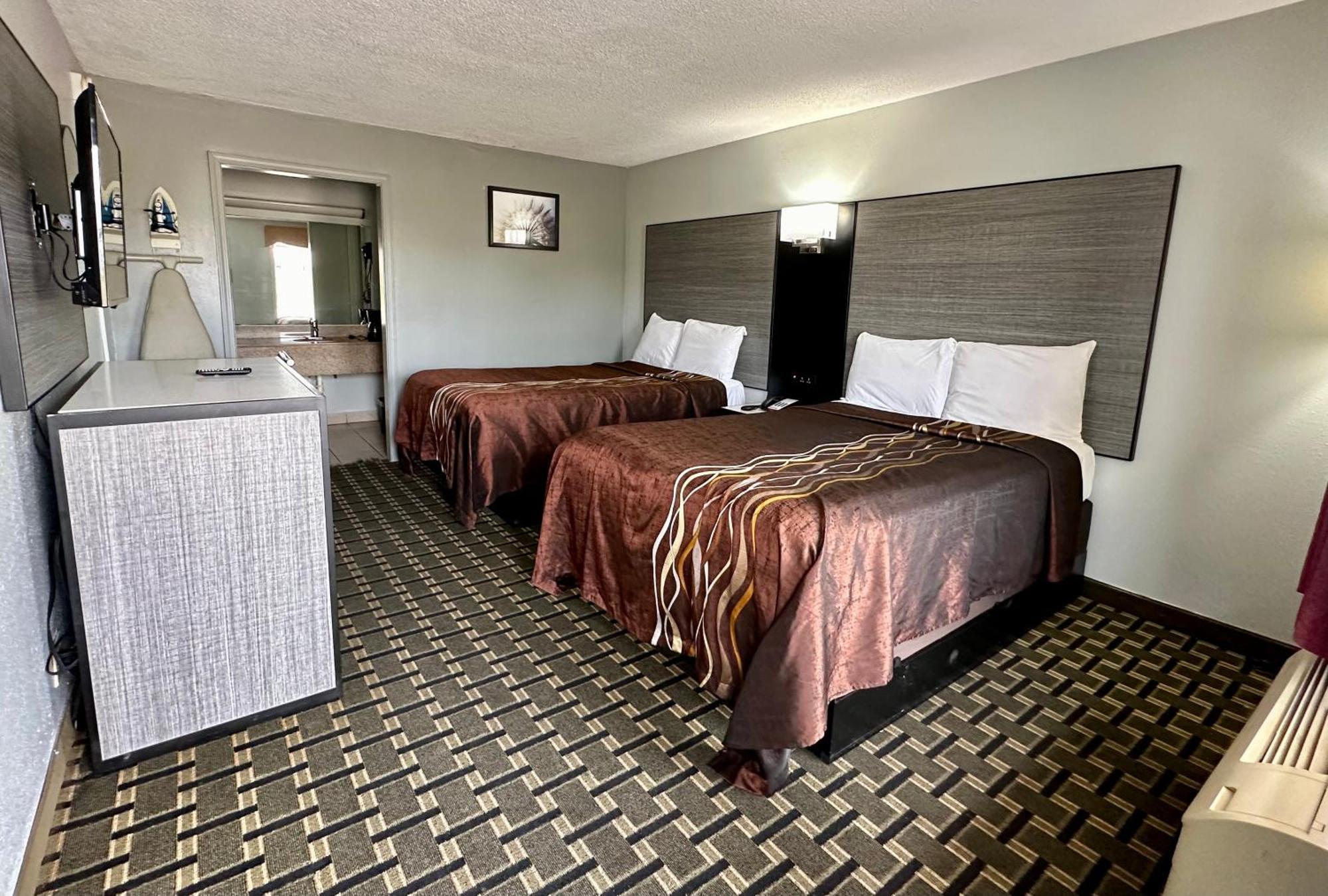 Red Carpet Inn - Natchez Buitenkant foto